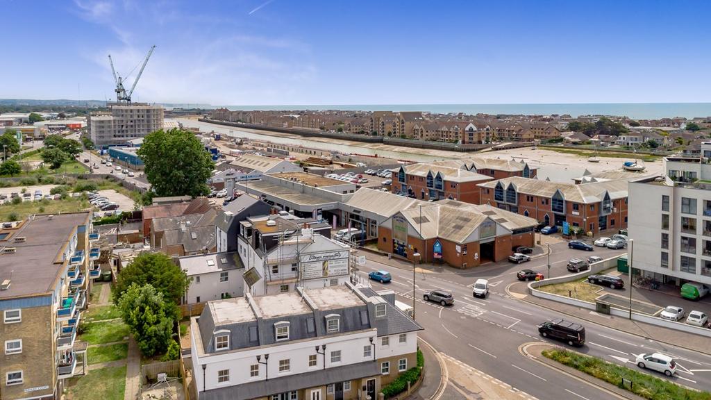 Brighton Road, ShorehambySea, BN43 Block of apartments for sale £