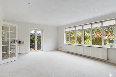 undefined, Covert Way, Barnet, London, EN4