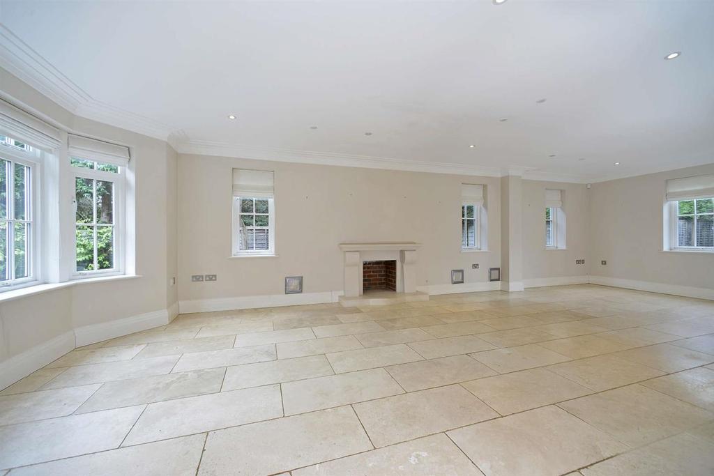 Snowdenham Links Road, Bramley... 4 bed detached house £1,850,000