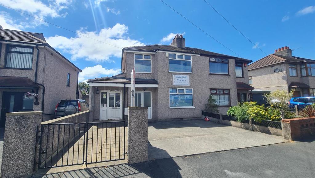 Excellent Potential Family Home Cleveleys Avenue, Lancaster 3 bed