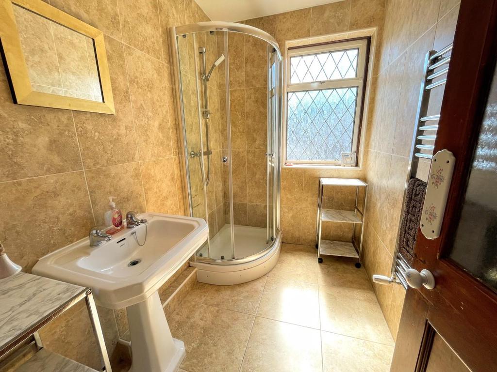 Shower room/w.c.