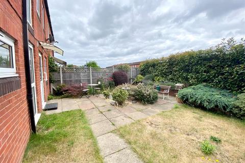 49 Grovelands, West Molesey, KT8 2ED
