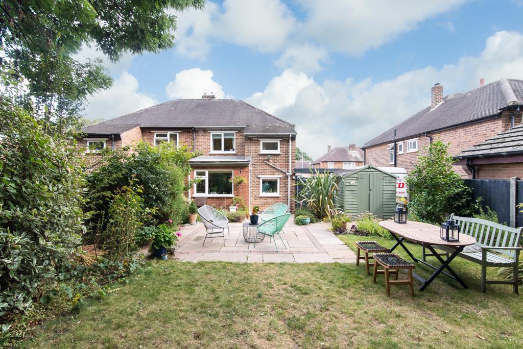 Coronation Walk, Gedling, Nottingham 3 bed semidetached house £265,000