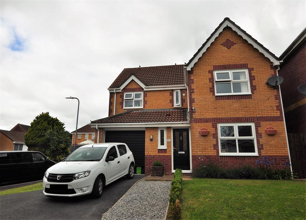 Maes Ty Gwyn, Llangennech, Llanelli 4 bed detached house £245,000