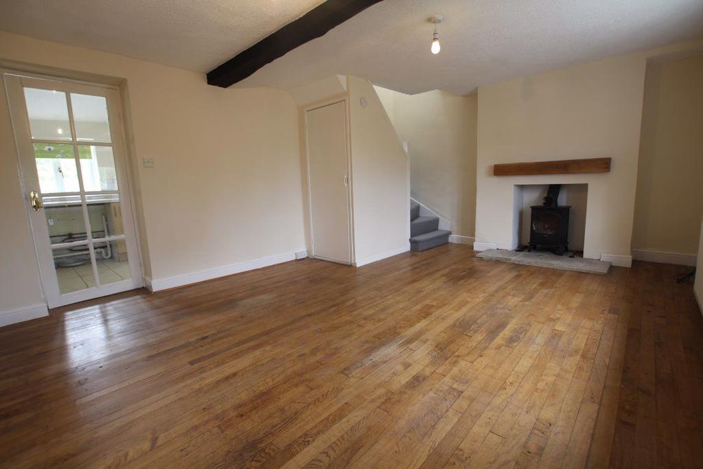 Trenchard Road, Stanton Fitzwarren 3 bed house £1,300 pcm (£300 pw)
