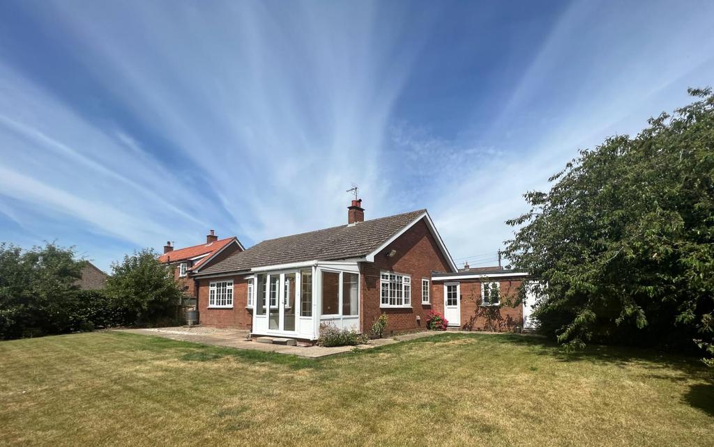 Wintringham, Malton 2 bed house £900 pcm (£208 pw)