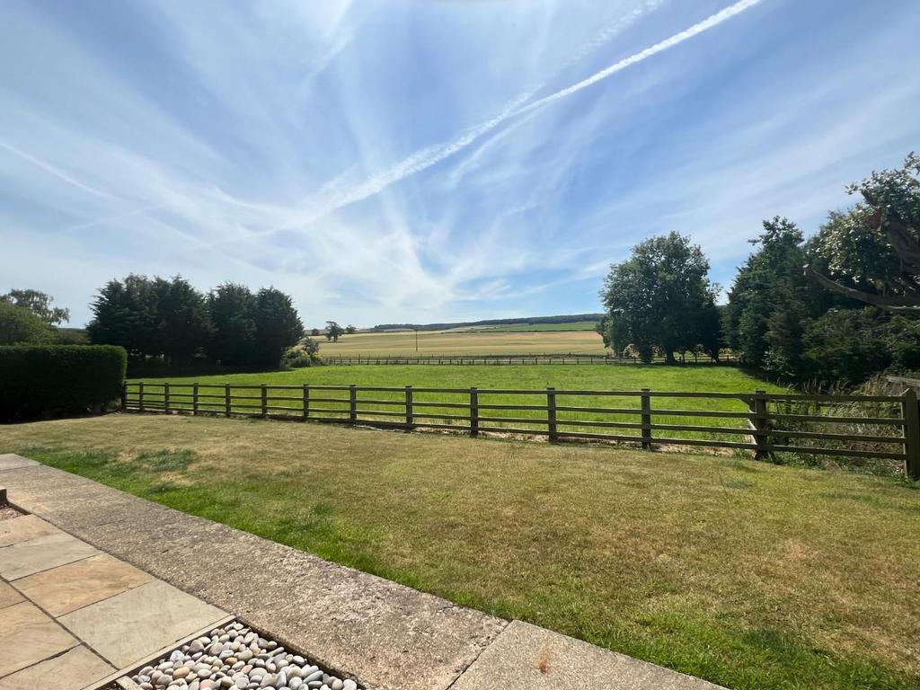 Wintringham, Malton 2 bed house £900 pcm (£208 pw)