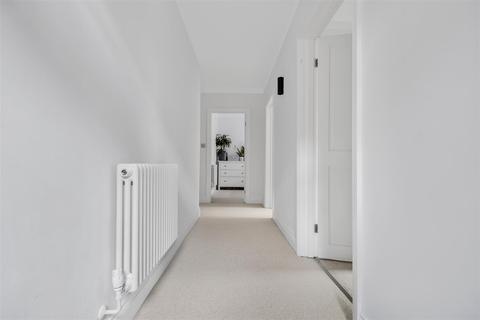 Basement Flat, 20 Catherine Road, Surbiton, KT6 4HA