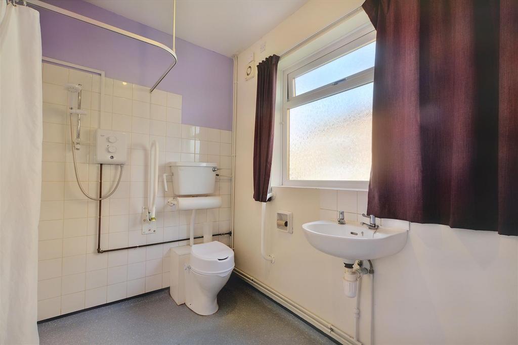 Shower Room.jpeg