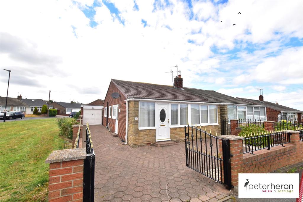 Kirkwood Avenue, Hastings Hill, Sunderland 2 bed bungalow for sale £