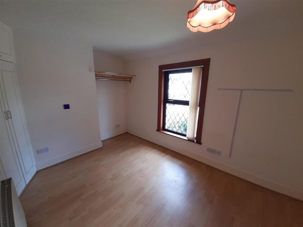Bedroom Two b.jpg