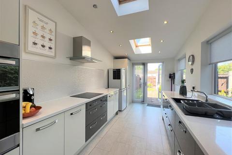 6 Pickering Road, Hull, HU4 6TL