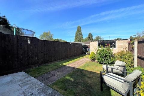 6 Pickering Road, Hull, HU4 6TL