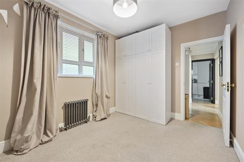 Flat 18, Congreve House Mayville Estate, London, N16 8LH