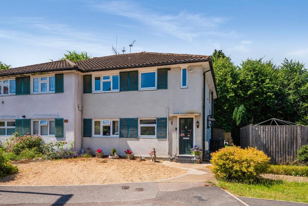 Cheviot Close, Banstead 2 bed £375,000