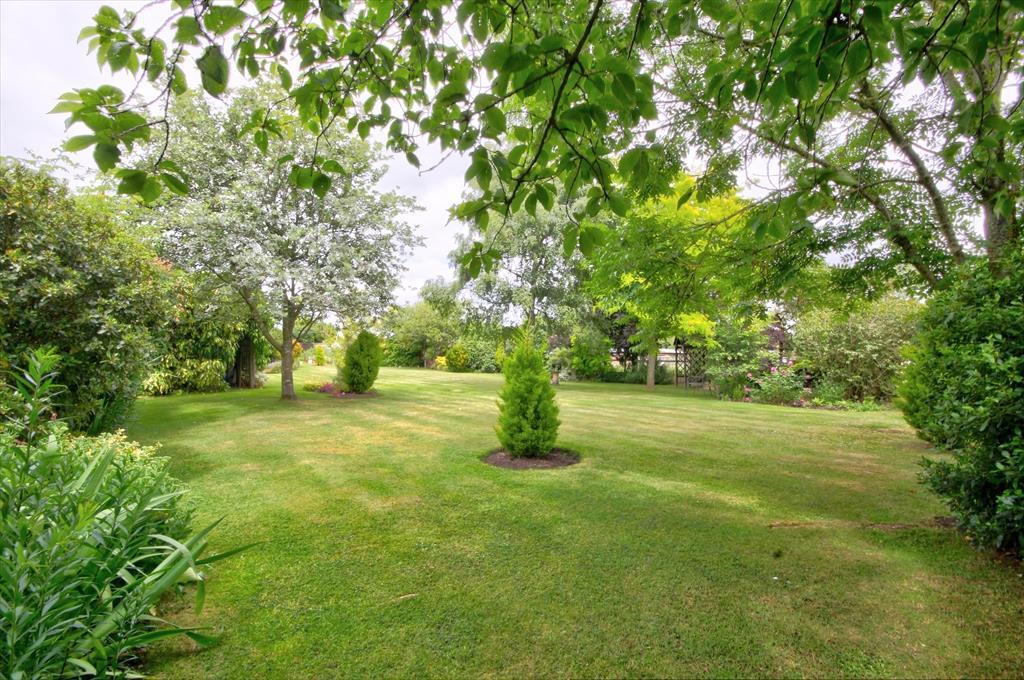 Clevedon Green, South Littleton, Evesham 5 bed detached house for sale