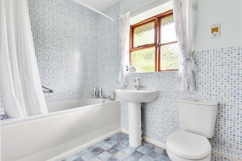 11 Bunch Way, Haslemere, GU27 1ER