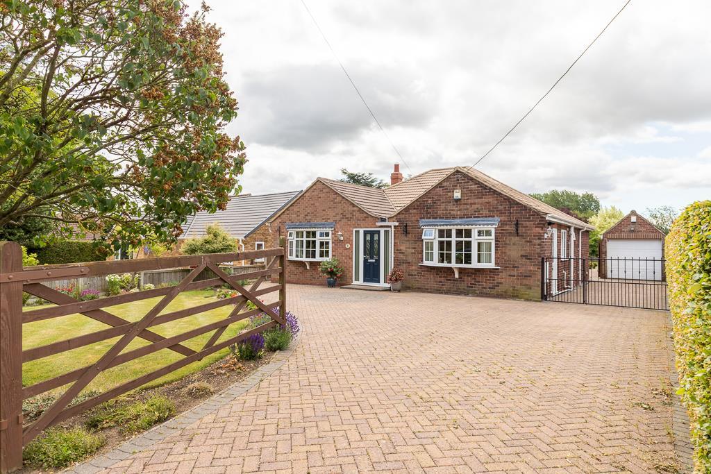 Messingham Lane, Scawby, Brigg 4 bed detached bungalow £349,950
