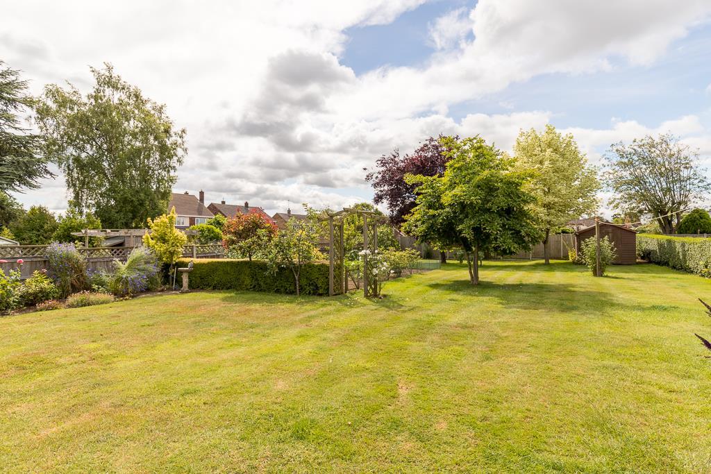 Messingham Lane, Scawby, Brigg 4 bed detached bungalow £349,950
