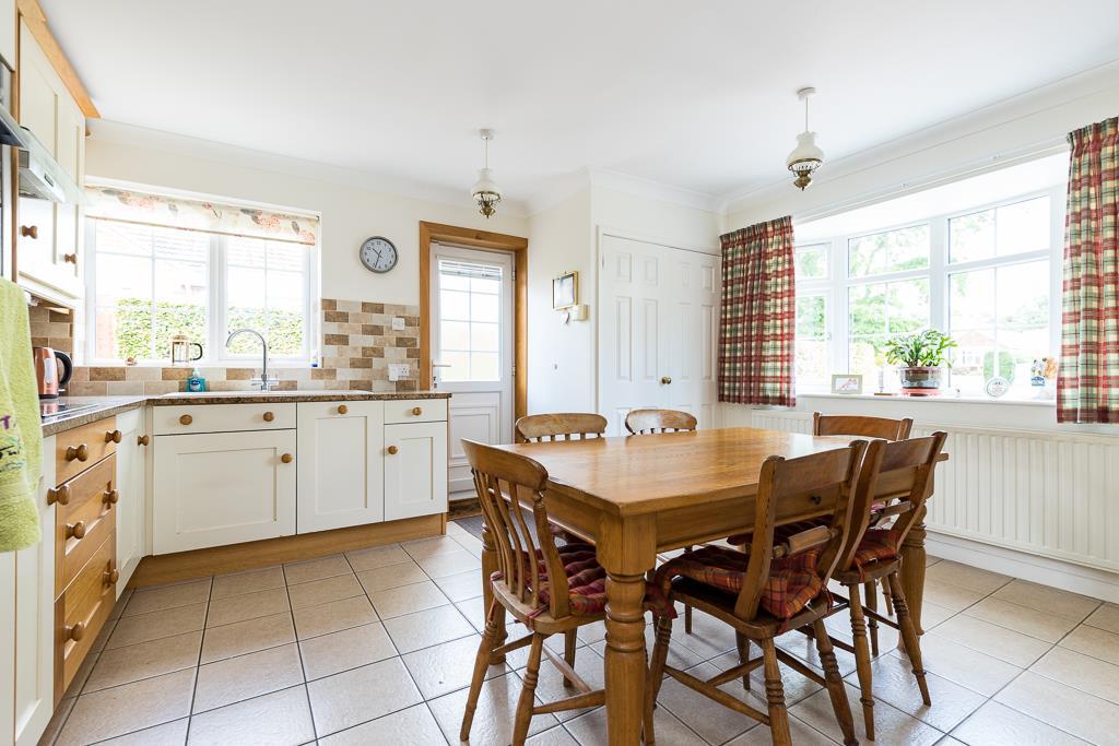 Messingham Lane, Scawby, Brigg 4 bed detached bungalow £349,950