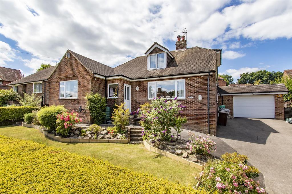 Green Lane, Crowborough 3 bed detached bungalow £610,000