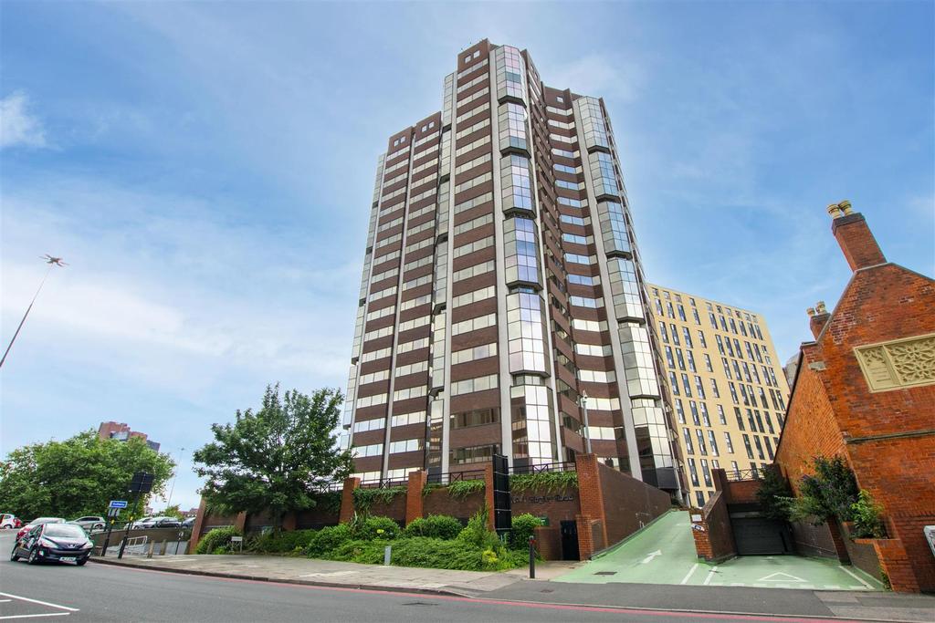 Hagley Road, Birmingham 2 bed flat for sale £170,000