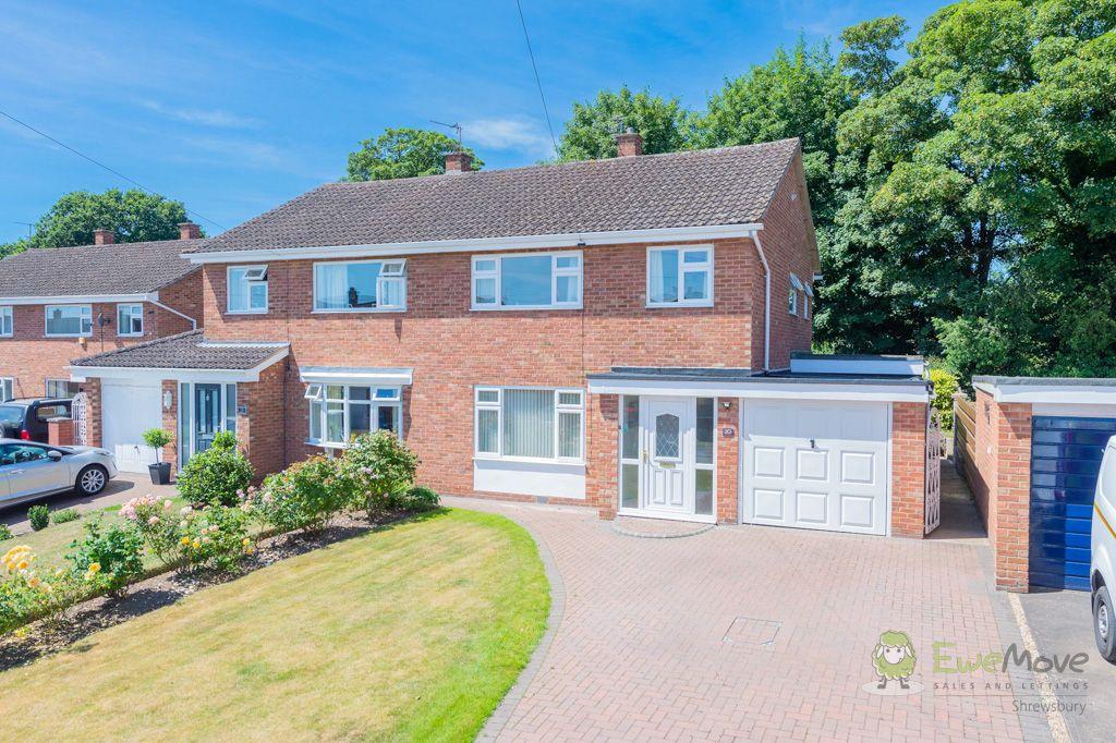 Pinewood Close, Heath Farm, Shrewsbury SY1 3SF 3 bed semidetached