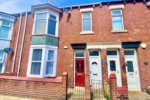 3 bedroom flat for sale, Armstrong Terrace, South Shields, Tyne and Wear, NE33 4LE