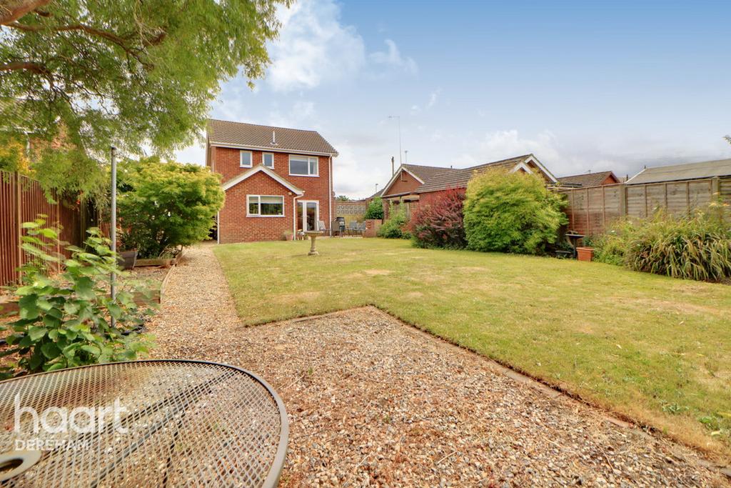 Kennedy Close, Dereham 3 bed detached house for sale £290,000