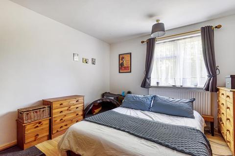 126 Barton Road, Headington, Oxford, OX3 9JE