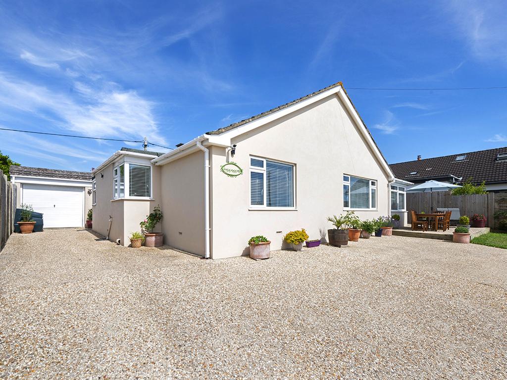 Kingston Lane, Kingston, Hazelbury Bryan, Dorset, DT10 2 bed detached
