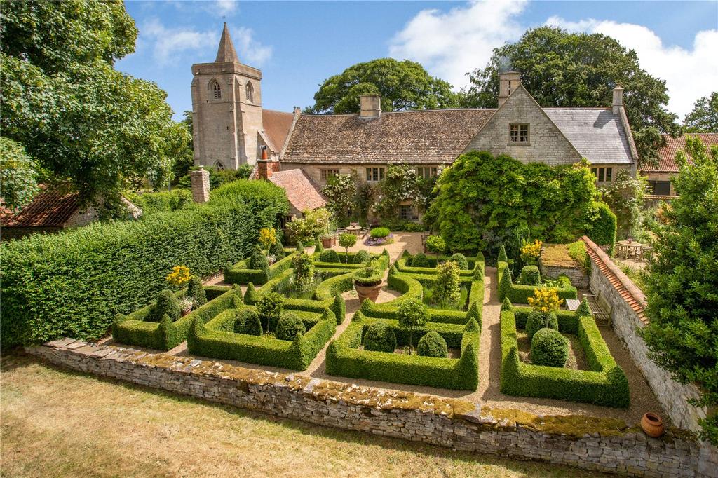 The Manor House, Sapperton, Sleaford... 5 bed equestrian property £