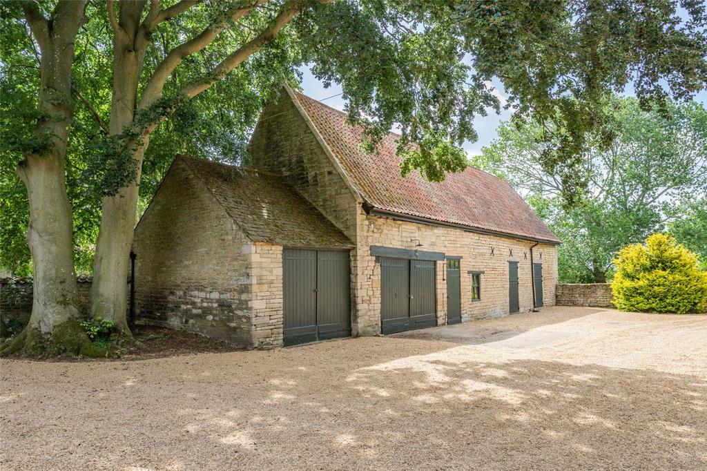 Tithe Barn Garaging