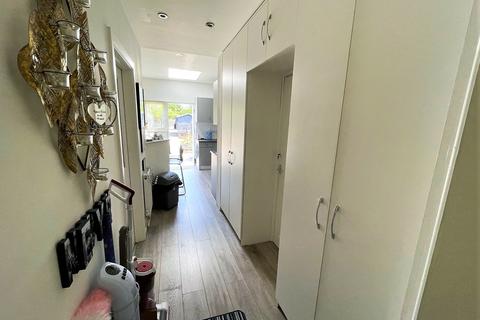51 Upper Rainham Road, Hornchurch, RM12 4BE
