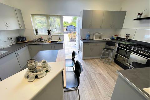 51 Upper Rainham Road, Hornchurch, RM12 4BE