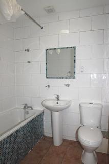 1 bedroom flat to rent - High Street, Orpington, BR6