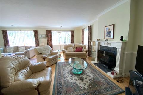 4 bedroom bungalow for sale, Ersham Road, Hailsham, East Sussex, BN27