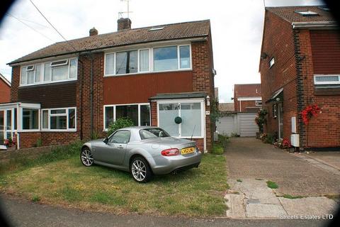 4 bedroom semi-detached house to rent - Turner Street, Cliffe, Rochester