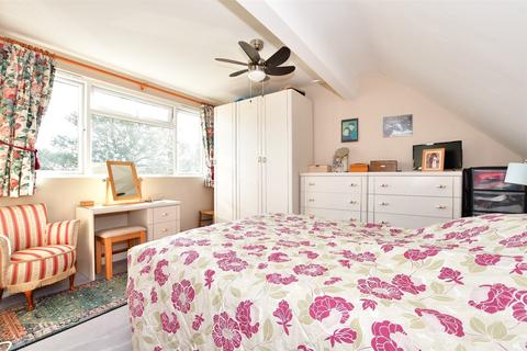 65 Deakin Leas, Tonbridge, TN9 2JT