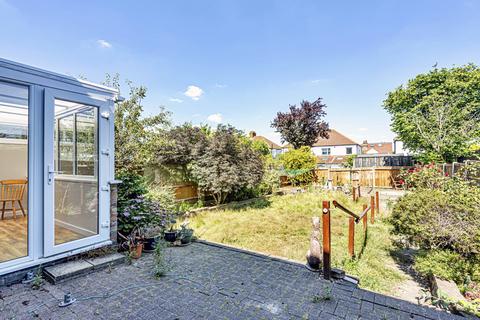 51 Cadwallon Road, London, SE9 3PX