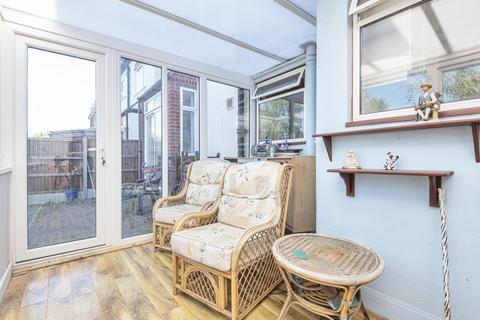 51 Cadwallon Road, London, SE9 3PX
