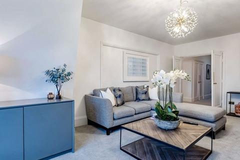 4 bedroom penthouse to rent, Park Road, London, NW8