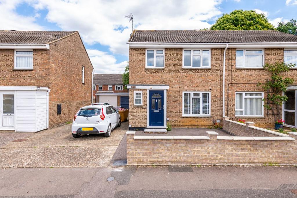 Betsham Road, Maidstone 3 bed semidetached house for sale £320,000