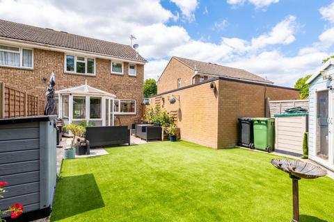 106 Betsham Road, Maidstone, ME15 8TX