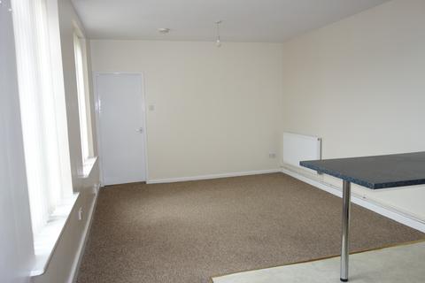 1 bedroom flat to rent, 223 Halesowen Road, Cradley Heath B64