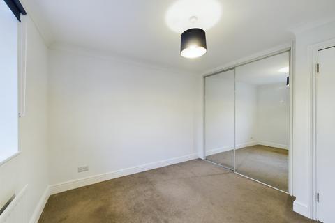 1 bedroom flat to rent, Ravenscroft Road, Beckenham, Kent, BR3