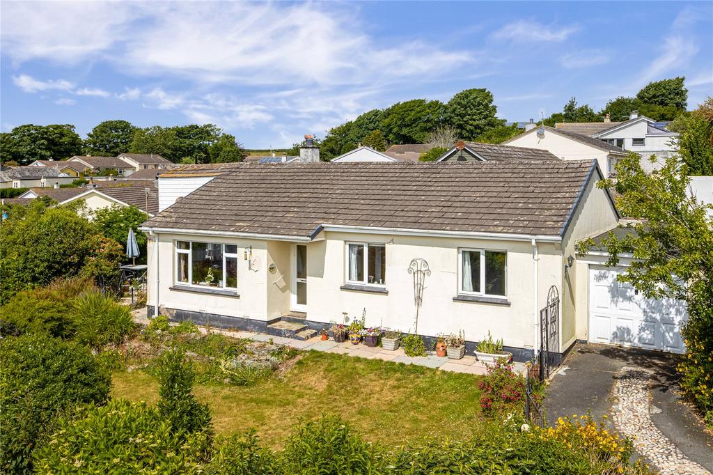 Scotts Close, Churchstow, Kingsbridge, Devon, TQ7 3 bed bungalow £400,000