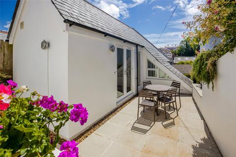 Mudlark, 7 Croft Road, Salcombe, TQ8 8DZ