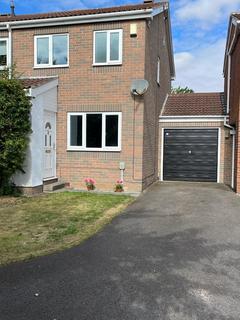 2 bedroom semi-detached house to rent, Risby Place, Beverley