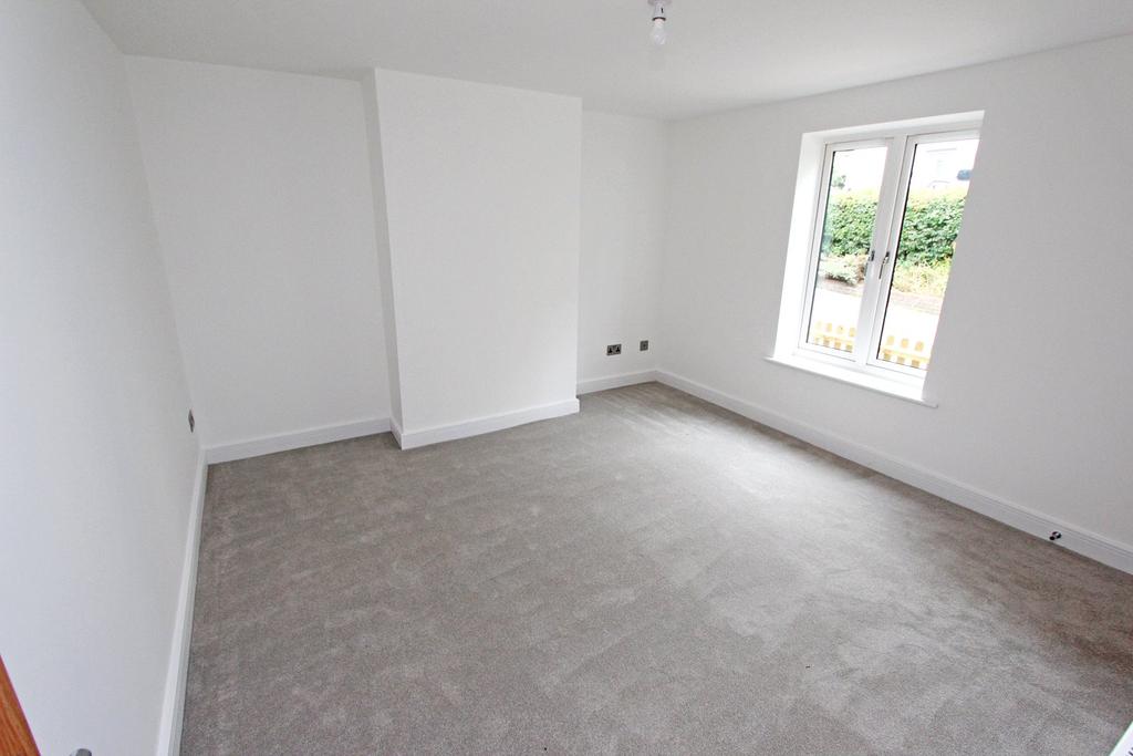 Lower Buckland Road, Lymington, Hampshire, SO41 3 bed semidetached